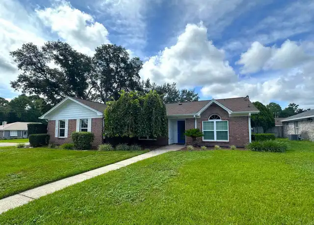 Property at 1301 Little Creek Cir, Pensacola, FL, 32506, 3 beds, 2 baths, [object Object]