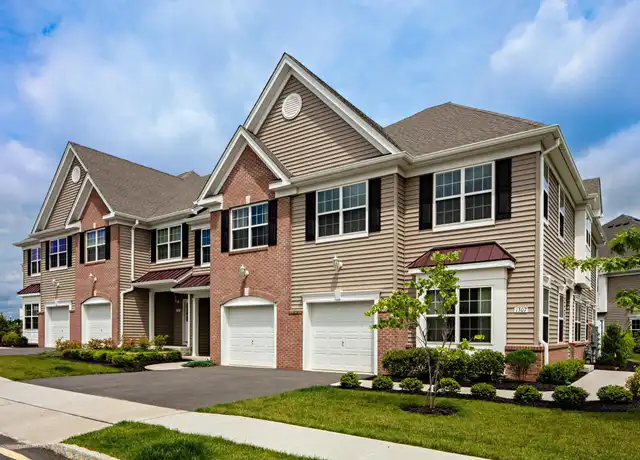 Property at 2008 Stallion Cir E, Toms River, NJ, 08755, 3 beds, 2.5 baths, [object Object]