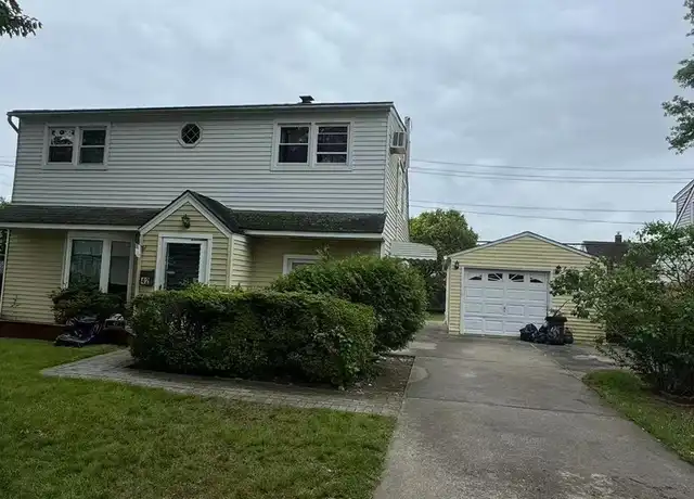 Property at 42 Hollyhock Rd, Levittown, NY, 11756, 4 beds, 1.5 baths, [object Object]