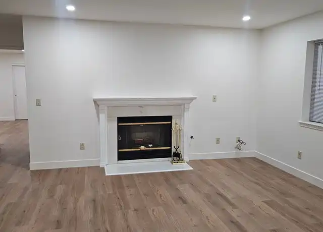 Property at 13483 Nicola Rd, Apple Valley, CA, 92308, 4 beds, 2 baths, [object Object]