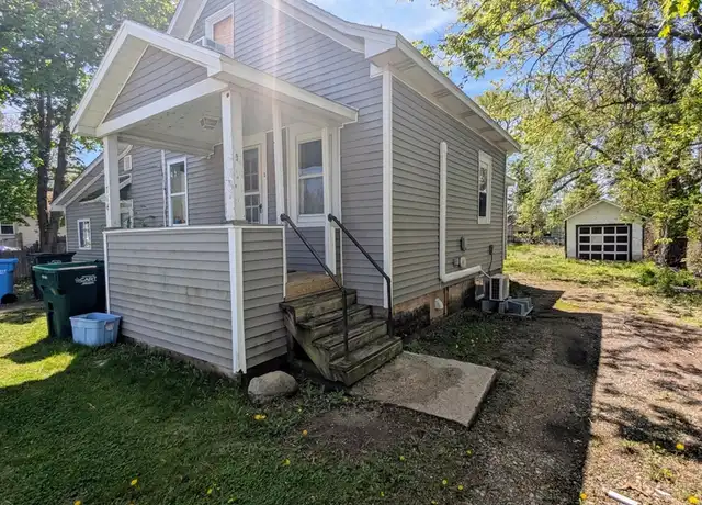 Property at 716 Community St Unit A, Lansing, MI, 48906, 1 bed, 1 bath, [object Object]