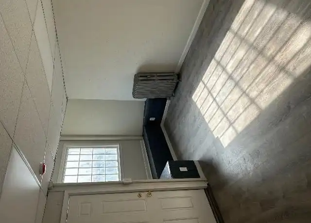 Property at 50 Vernon St, Worcester, MA, 01610, 1 bed, 1 bath, [object Object]