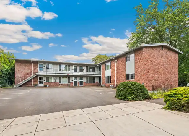 Property at MF 04 - Alderwood - 2702 SE Alder St, Portland, OR, 97214, 2 beds, 1 bath, [object Object]