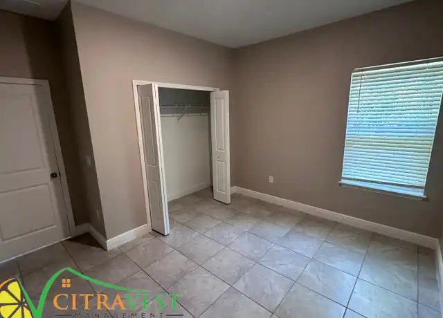 Property at 8009 N Oxford Ter, Dunnellon, FL, 34433, 4 beds, 2 baths, [object Object]
