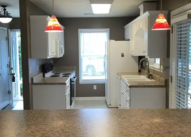 Property at 146 Melville Ln SW, Aiken, SC, 29803, 2 beds, 2 baths, [object Object]