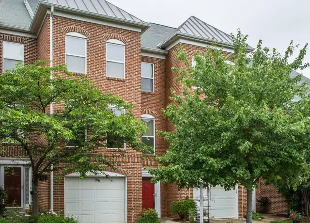 Property at 12095 Edgemere Cir, Reston, VA, 20190, 4 beds, 3.5 baths, [object Object]
