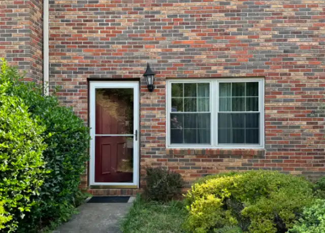 Property at 110 Colt Ln Unit 2, Johnson City, TN, 37601, 2 beds, 1 bath, [object Object]
