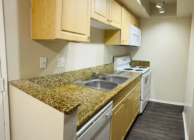 Property at Piccadilly Square - 2623 Yorba Linda Blvd, Fullerton, CA, 92831, 1 bed, 1 bath, [object Object]
