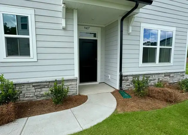 Property at 9417 Munsing Dr, Charlotte, NC, 28269, 4 beds, 3 baths, [object Object]