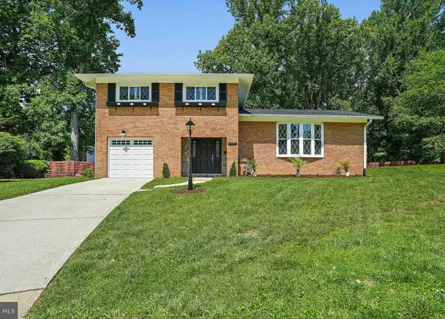 Property at 6607 Lone Oak Dr, Bethesda, MD, 20817, 5 beds, 3.5 baths, [object Object]