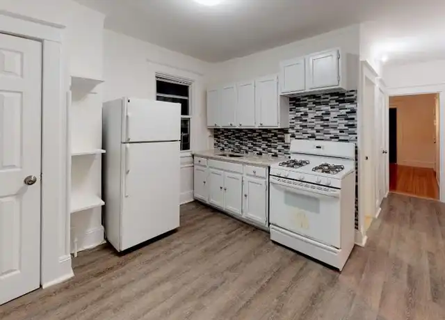 Property at 128 Oliver Ave Unit 3, Yonkers, NY, 10701, 3 beds, 1 bath, [object Object]