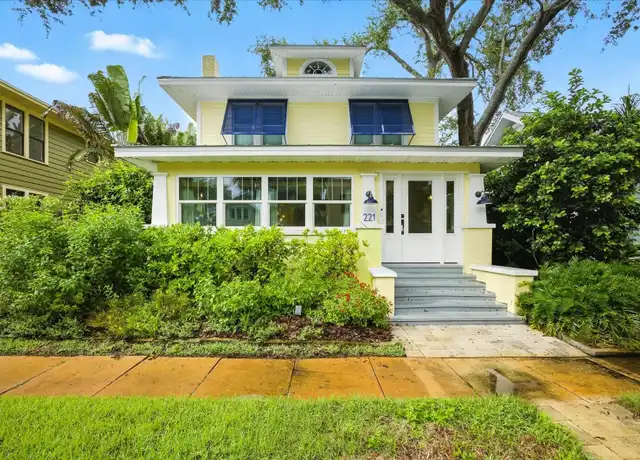 Property at 221 13th Ave NE, St Petersburg, FL, 33701, 5 beds, 4 baths, [object Object]