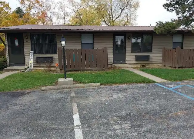 Property at Pine Grove Apartments - 3033 S P St, Elwood, IN, 46036, 0 beds, 1 bath, [object Object]