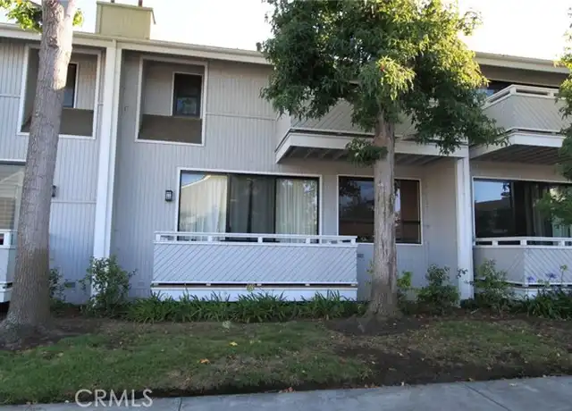 Property at 25 Escapade Ct #284, Newport Beach, CA, 92663, 3 beds, 3 baths, [object Object]