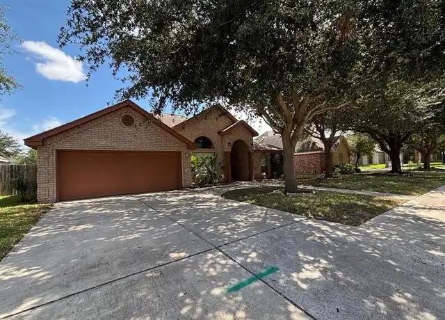 Property at 2304 Brazos Ave, McAllen, TX, 78504, 3 beds, 2 baths, [object Object]