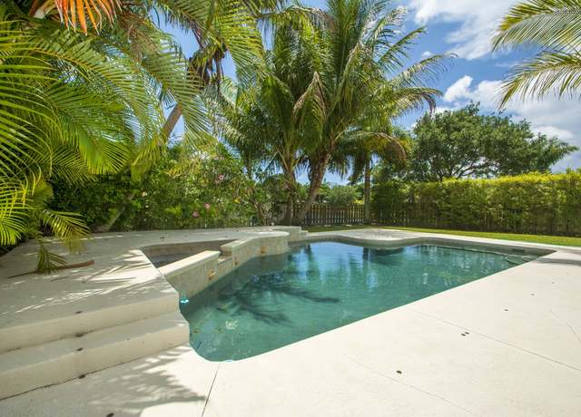 Photo of 2470 Compass Pointe Dr, Vero Beach, FL 32966