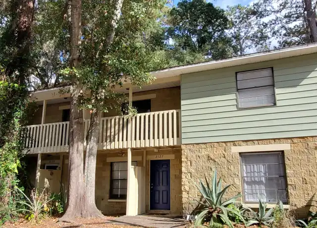 Property at 2127 SW 39th Dr, Gainesville, FL, 32607, 2 beds, 1.5 baths, [object Object]