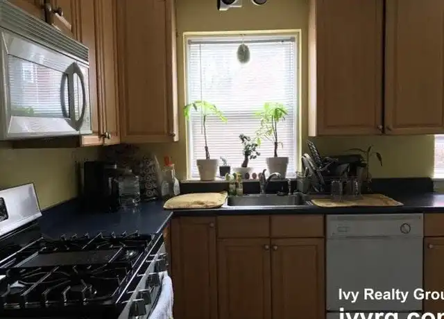 Property at 461 Arborway, Boston, MA, 02130, 2 beds, 1 bath, [object Object]