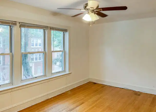 Property at 1902 W Winnemac Ave Unit 2, Chicago, IL, 60640, 2 beds, 1 bath, [object Object]