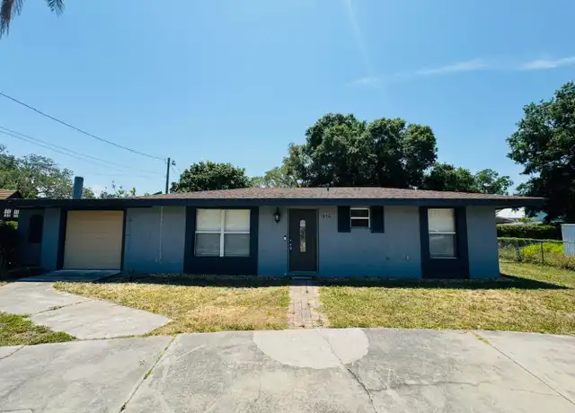 Property at 916 28th Avenue Dr E, Bradenton, FL, 34208, 2 beds, 2 baths, [object Object]