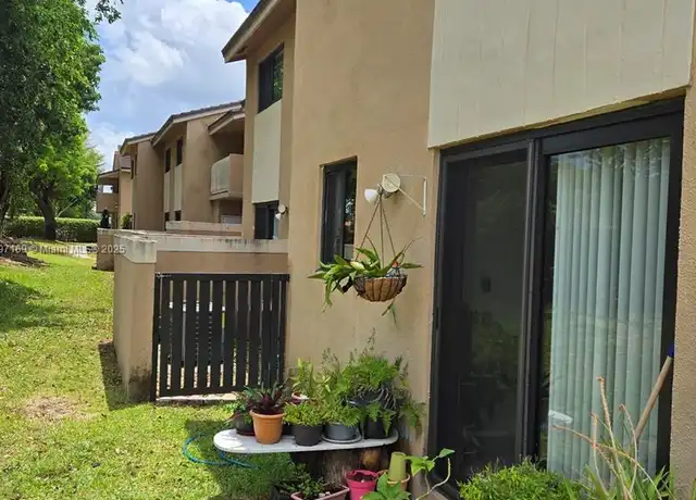 Property at 15421 SW 80th St #205, Miami, FL, 33193, 1 bed, 1 bath, [object Object]