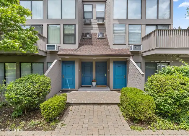Property at 1465 E Putnam Ave #622, Old Greenwich, CT, 06870, 2 beds, 1.5 baths, [object Object]
