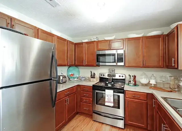 Property at Sanctuary Grove Luxury Apartments - 999999 Applegrove St, North Canton, OH, 2 beds, 2 baths, [object Object]