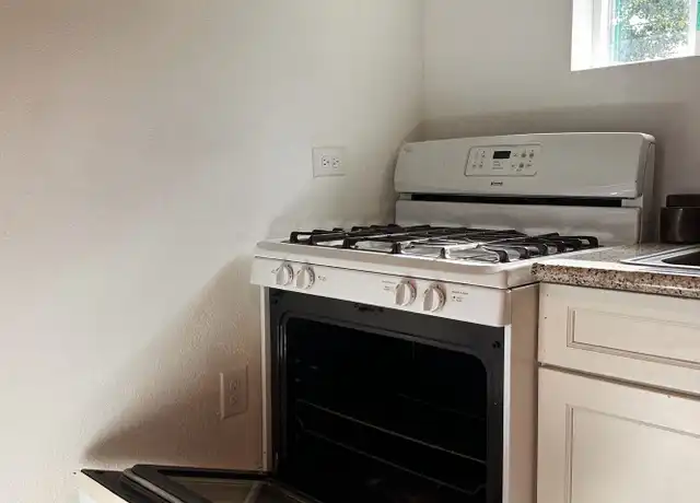 Property at 150 Enes Ave, Bay Point, CA, 94565, 1 bed, 1 bath, [object Object]