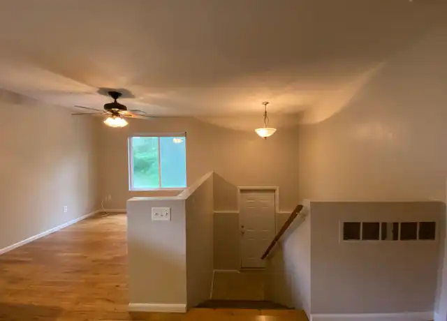 Property at 1211 Lafayette Ave, Kalamazoo, MI, 49006, 3 beds, 1 bath, [object Object]