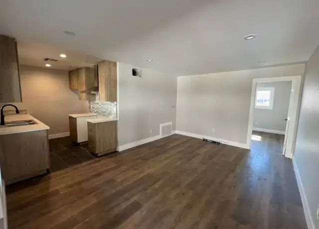 Property at 6948 Vesper Ave Unit 17, Van Nuys, CA, 91405, 0 beds, 1 bath, [object Object]