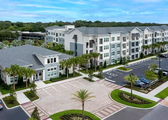 Photo of 8901 Bertha Palmer Blvd, Tampa, FL 33617