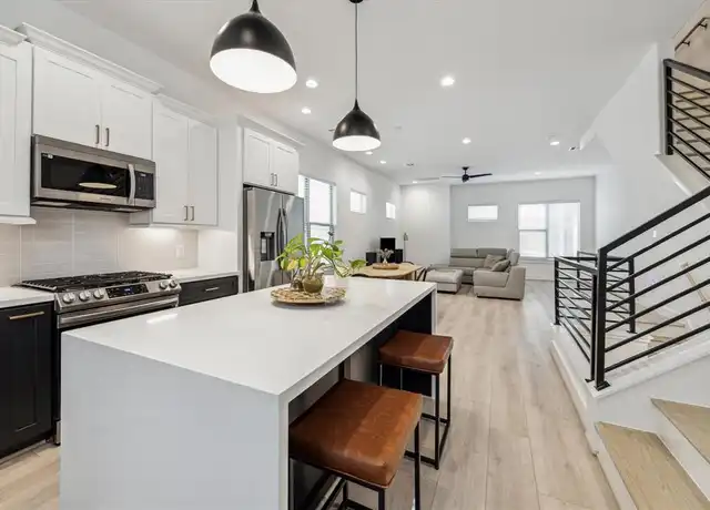 Property at 820 Curtin St Unit D, Houston, TX, 77018, 3 beds, 3.5 baths, [object Object]