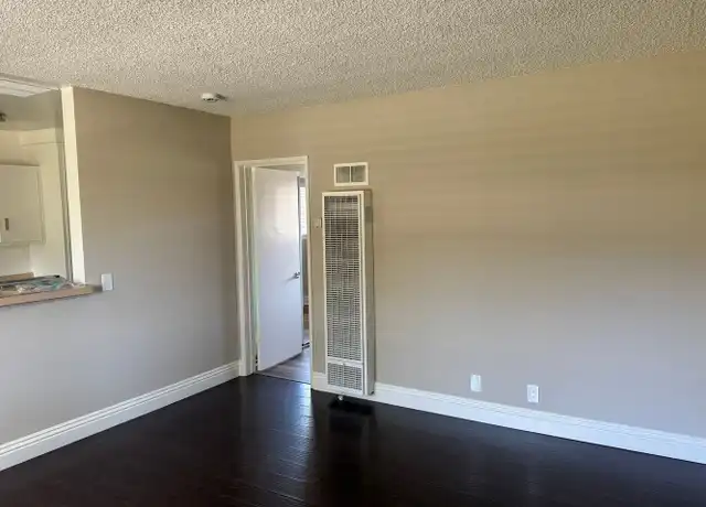 Property at 18891 Delaware St Unit 13, Huntington Beach, CA, 92648, 1 bed, 1 bath, [object Object]
