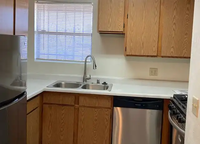 Property at 725 Magnolia Ave Unit 10, Long Beach, CA, 90813, 2 beds, 1 bath, [object Object]