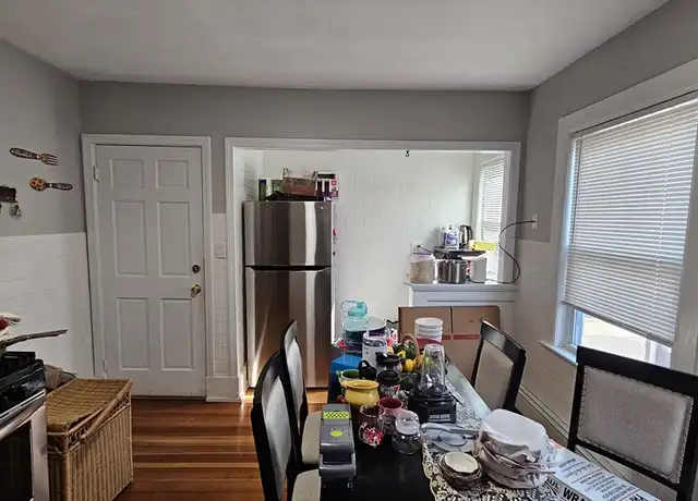 Property at 25 Peirce Ave Unit 2, Everett, MA, 02149, 3 beds, 1 bath, [object Object]