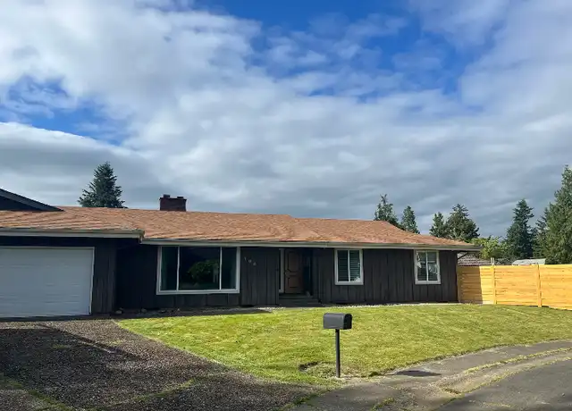 Property at 104 Alturas Dr, Kelso, WA, 98626, 3 beds, 2.5 baths, [object Object]