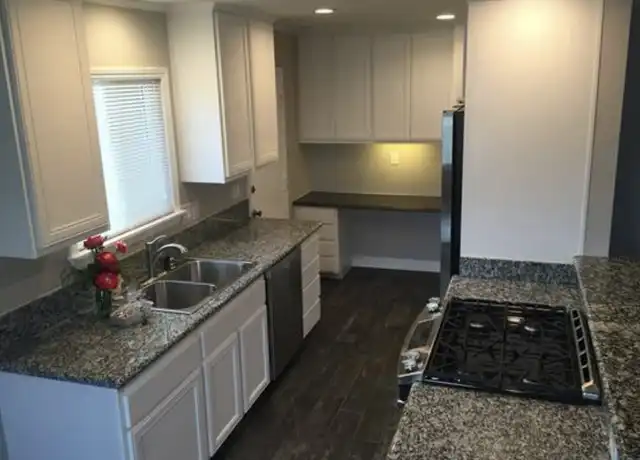 Property at 252 Delphinium St, Encinitas, CA, 92024, 2 beds, 1 bath, [object Object]
