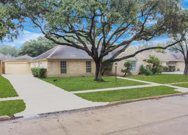 Property at 8006 Oakington Dr, Houston, TX, 77071, 4 beds, 2.5 baths, [object Object]