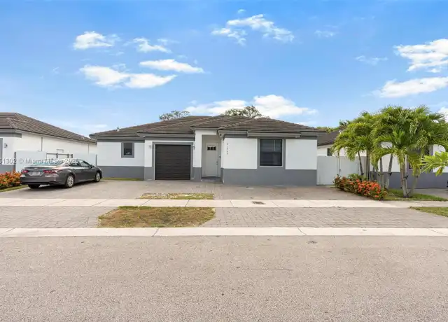 Property at 21465 SW 125th Psge Unit Main, Goulds, FL, 33170, 3 beds, 2 baths, [object Object]