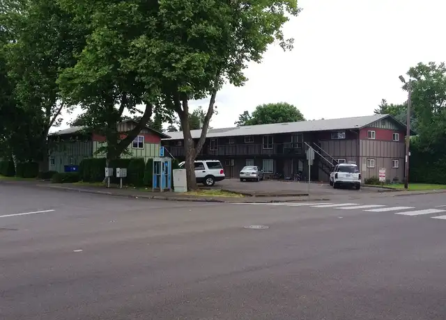 Property at Bella Rose Apartments - 697 25th St SE, Salem, OR, 97301, 1 bed, 1 bath, [object Object]