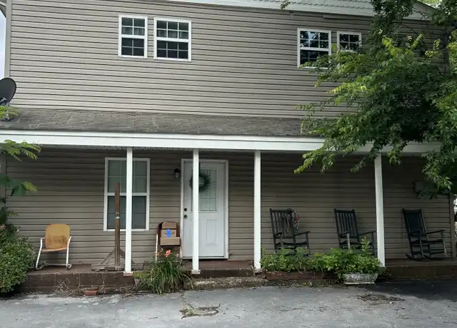Property at 11323 N Oak St Unit B, Soddy-Daisy, TN, 37379, 1 bed, 1 bath, [object Object]