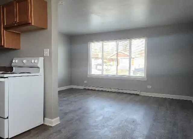 Property at 2113 119th St, Blue Island, IL, 60406, 1 bed, 1 bath, [object Object]