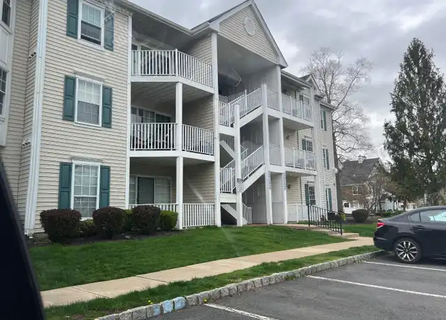 Property at 262 Kempsey Dr, North Brunswick, NJ, 08902, 3 beds, 1 bath, [object Object]