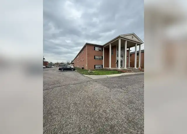 Property at Bexley Apaartments - 3060 E Livingston Ave, Columbus, OH, 43227, 1 bed, 1 bath, [object Object]