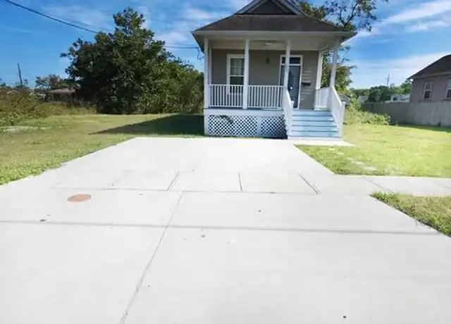 Property at 1921 Benton St, New Orleans, LA, 70117, 3 beds, 2 baths, [object Object]