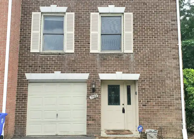 Property at 742 S Granada St Unit 1, Arlington, VA, 22204, 3 beds, 4 baths, [object Object]