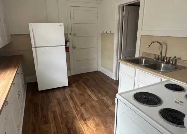 Property at 517 14th St N Unit 1/2 1, Virginia, MN, 55792, 1 bed, 1 bath, [object Object]