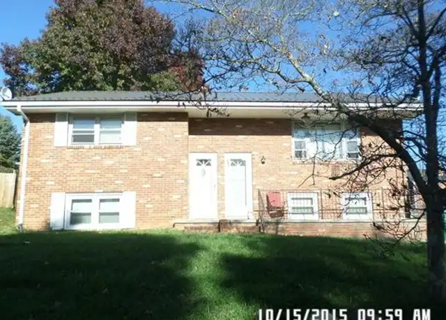 Property at 487 2nd St, Christiansburg, VA, 24073, 2 beds, 1 bath, [object Object]