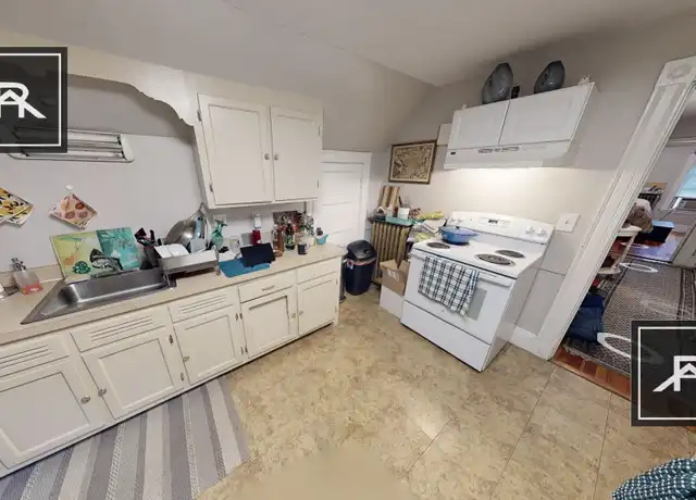Property at 260 Lake Ave Unit 3, Newton Highlands, MA, 02461, 2 beds, 1 bath, [object Object]