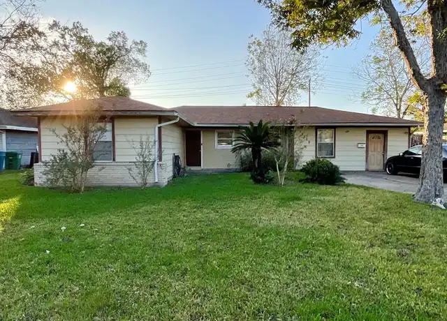 Property at 14522 Hiram Clarke Rd, Houston, TX, 77045, 3 beds, 1 bath, [object Object]